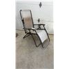 Image 1 : Zero Gravity Reclining Lounge Chair