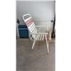Image 6 : Three Folding Outdoor Chairs
