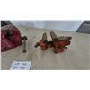 Image 2 : Two Vises: Red Bench Vise and Orange Bench Vise with Anvil
