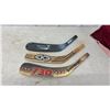 Image 3 : 4 Hockey Stick Blades (3 Left, 1 Right), 1976 Hockey Digest, and Vintage Jet Scraper