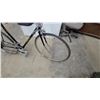 Image 4 : Hozuki Road Bike, Black Frame, Drop Handlebars, and Quilted Seat 27”