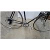 Image 6 : Hozuki Road Bike, Black Frame, Drop Handlebars, and Quilted Seat 27”