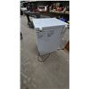 Image 3 : Master Chef Chest Freezer, Model 043-0204-2, 1.41 Cu. Ft. Capacity.