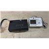 Image 4 : Kodak Instamatic X-15F, Canon PowerShot A520, Insignia 7.0 Megapixels Cameras