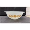 Image 6 : Carnival Glass Grape Bowl, Pyrex Golden Harvest Mixing Bowls, and White Casserole Dish