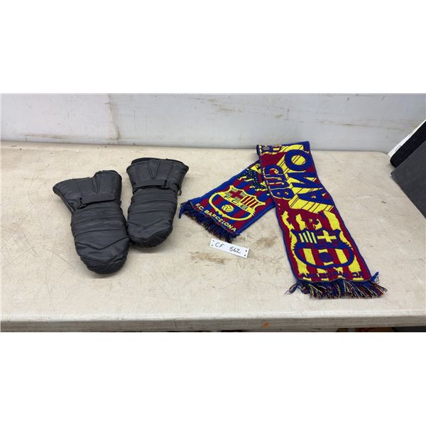 Black Leather Winter Gauntlets and FC Barcelona Knitted Fan Scarf