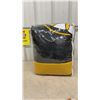Image 3 : NHL Boston Bruins Team Logo Comforter, Full/Queen 86” x 86”, Polyester Jersey Top