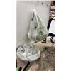 Image 3 : Halloween Decor Lot, 3 Fuzzy Spider Props, 2 Hanging Webbed Bowls, Bendable Skeleton, Fish Net