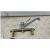 Image 2 : Moen 7300 Legend Chrome Style Kitchen Sink Faucet Set with Pop-Up Drain, New