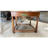 Image 6 : Pair of Traditional Oak Square End Tables with Turned Legs, 22 × 27 × 27”