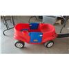 Image 4 : Little Tikes Deluxe Wagon with Blue Flip-Up Seats and Cup Holders