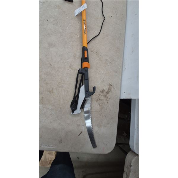 Fiskars Extendable Tree Pruner with Saw Blade and Rope Pull Mechanism