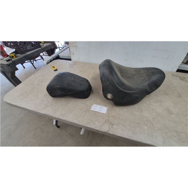 Harley-Davidson Motorcycle Seats: Driver and Passenger Seats