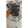 Image 1 : Muddy Folding Hunting Chair and Backrest. With ladder