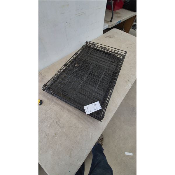 Pet Crate with Plastic Tray and White Label
