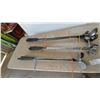 Image 5 : 17 Right-Handed Golf Clubs