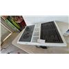 Image 2 : Jenn-Air Electric Cooktop with Grill and Downdraft Vent, 235 kWh/Year