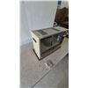 Image 3 : Energy Save Kerosene Heater, Model 63-276