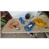 Image 1 : Portable Heater, 3 Extension Cords, and Work Light