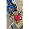 Image 5 : Fishing Gear and Solar Lamps: 4 Solcellslampa För Vägg Solar Wall Lamps, 3 Fishing Reels, 2 Tac