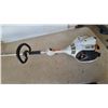 Image 4 : Stihl FS 56 RC Gas String Trimmer and Handle