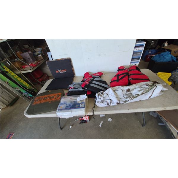 Airhead Universal and Outbound Adult XXL/XXXL Life Vests, Deer Nation and Big Game Seat Cushions