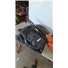 Image 5 : AIRE Double Action Pump, 2 Carlis Magic