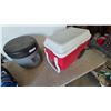 Image 3 : Reliance camping toilet Tridon+ Cooler with Wheels, and Blue/Black Life Vest xl