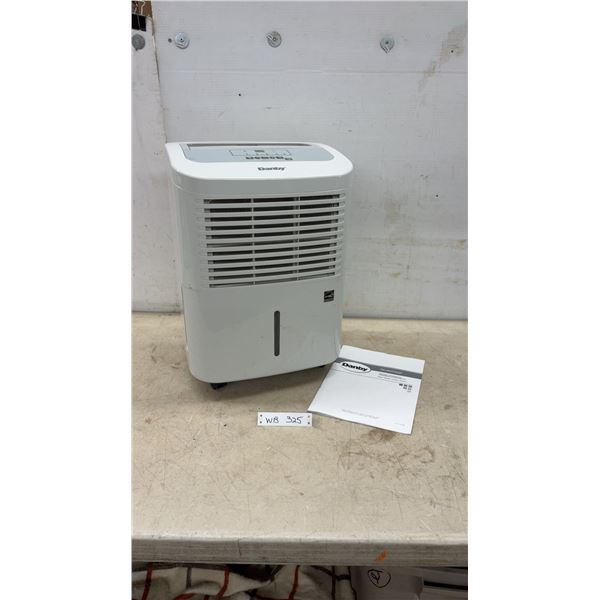 Danby Dehumidifier with Manual, Model DDR2611