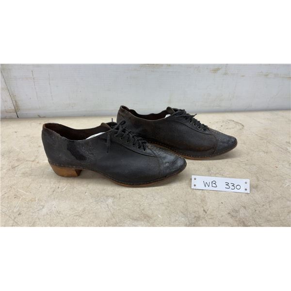 Rare c. 1848-1860 Queen Victoria Era Woman's Black Leather Shoes with Wood Heel and Nails