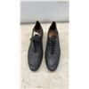 Image 2 : Rare c. 1848-1860 Queen Victoria Era Woman's Black Leather Shoes with Wood Heel and Nails