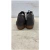 Image 3 : Rare c. 1848-1860 Queen Victoria Era Woman's Black Leather Shoes with Wood Heel and Nails
