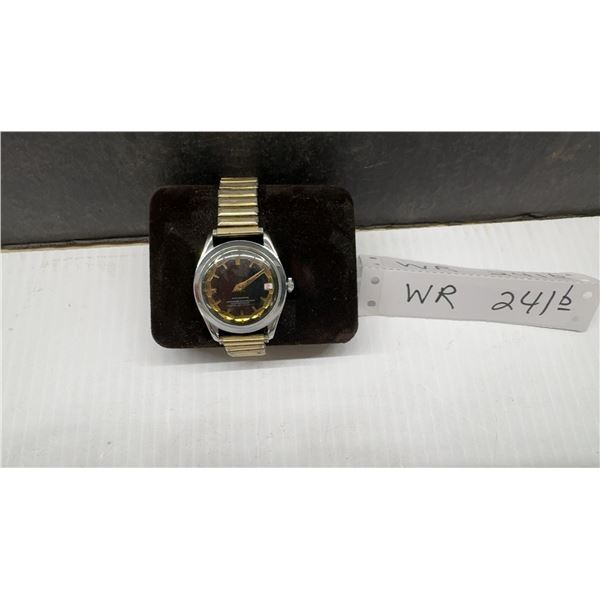 Vintage Men's Swiss-Made Wind-Up Wrist Watch, Black Dial, 17 Jewels, Working