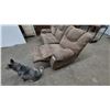 Image 7 : Microsuede Reclining Sofa