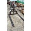 Image 2 : 3 Point Hutch Bale Forks