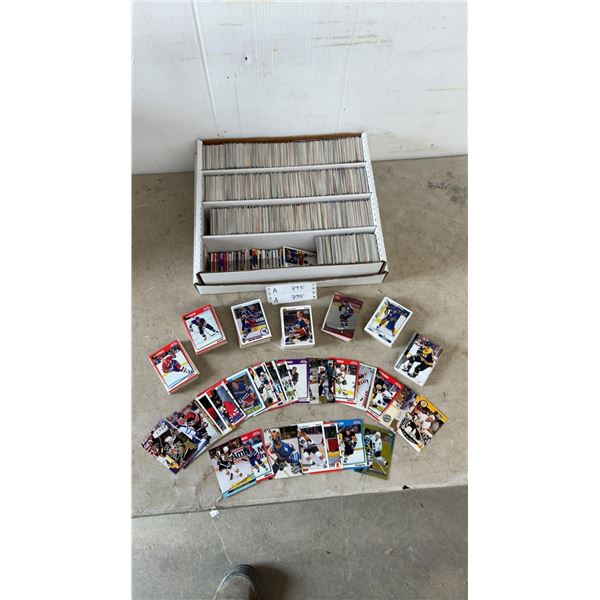 Large Lot of Approx 5000 Hockey Cards