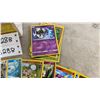 Image 5 : 49 Holo Pokémon Cards