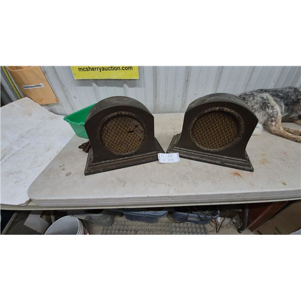 Pair of Vintage RCA Model 100 Wood and Metal Speakers