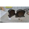 Image 6 : Pair of Vintage RCA Model 100 Wood and Metal Speakers
