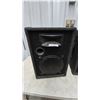 Image 2 : Pair of Black Carpeted PA Speakers with 8” Woofers and Horn Tweeters