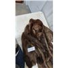 Image 2 : Hurtig Ltd. Fine Furs and Leathers Beaver Fur Coat
