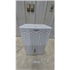 Image 2 : TOSDT Dehumidifier, Model CBN22AP-A3EBA2C, 115V, 60Hz, 2.3A, 21.38 Pints/Day