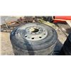 Image 2 : 5 24.5” Aluminum Semi Rims with Tires
