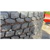 Image 7 : 5 24.5” Aluminum Semi Rims with Tires