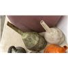 Image 3 : Tote Full Of Funnels