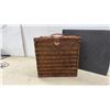 Image 7 : Wicker Picnic Basket Set with Plate, Wine Glasses, Cutlery, Blanket, Cheese Board