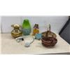Image 1 : Gooseneck LED Clamp Light, Brass Vase, and Elephant Lamp
