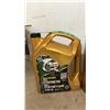 Image 2 : 4 Sealed 5L Jugs of 5w-20 Synthetic Oil