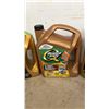 Image 3 : 4 Sealed 5L Jugs of 5w-20 Synthetic Oil