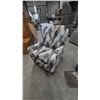 Image 1 : Leaf-Patterned Recliner Chair
